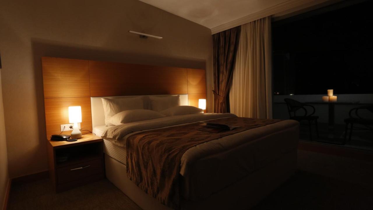 Mien W Suites Istanbul Exterior photo