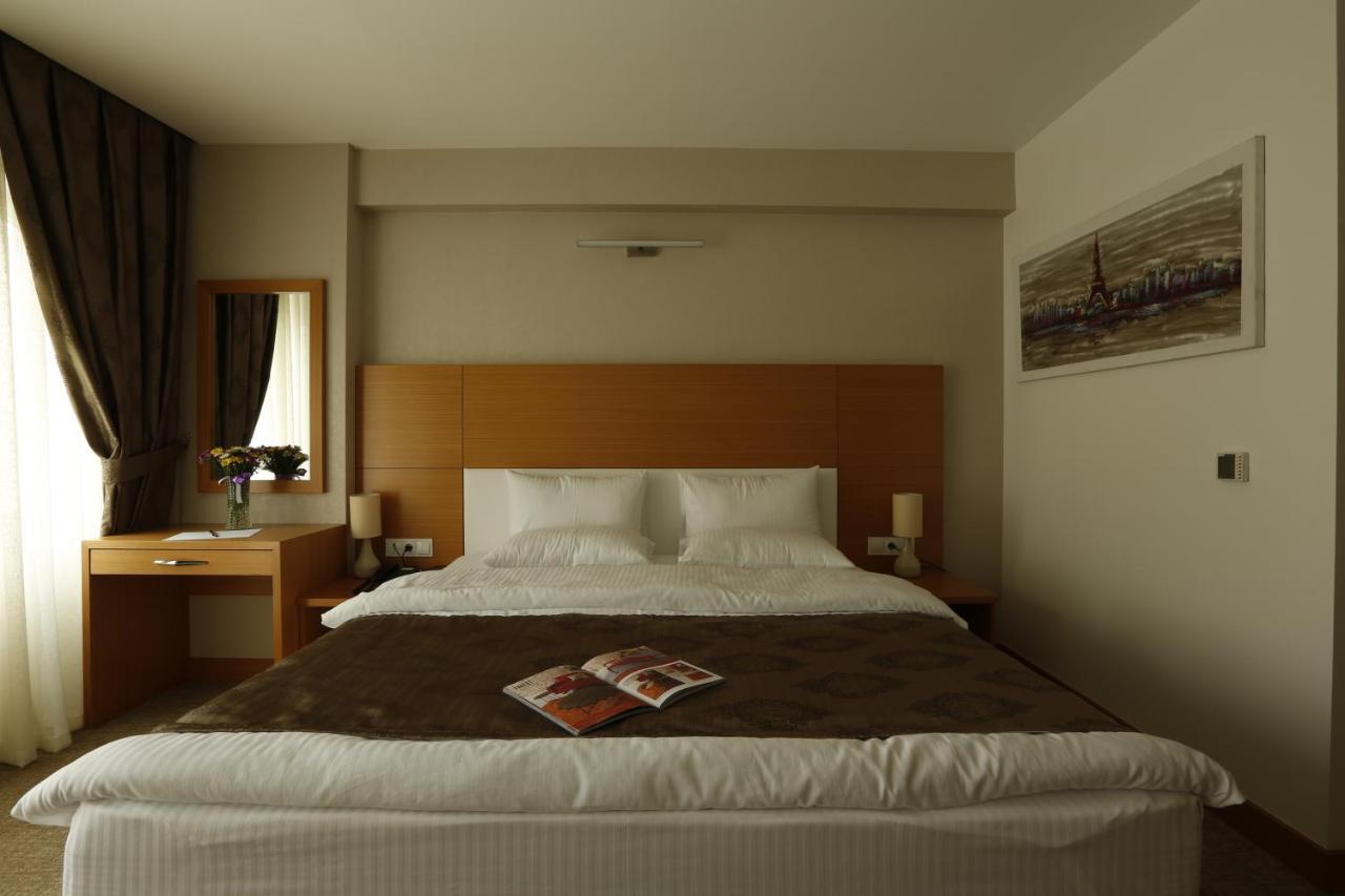 Mien W Suites Istanbul Exterior photo