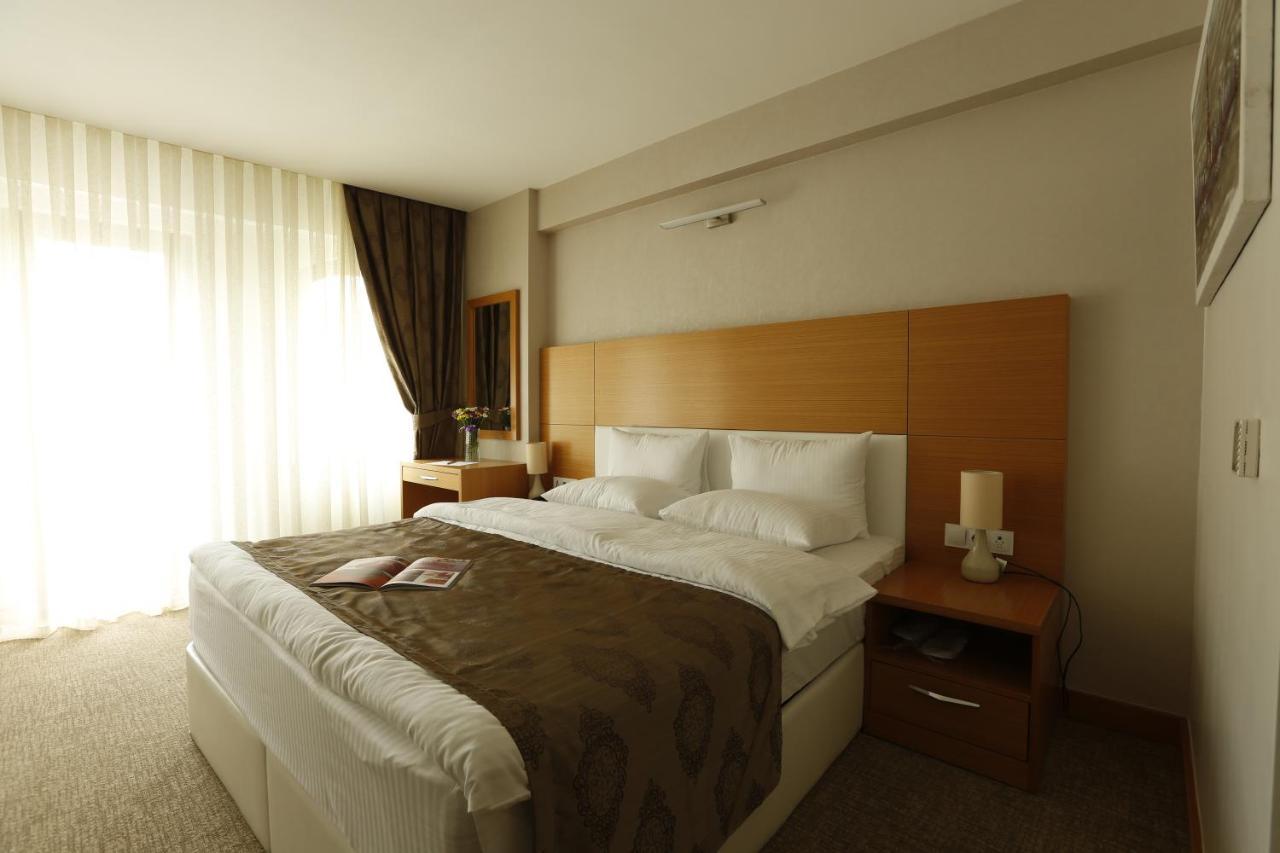 Mien W Suites Istanbul Exterior photo