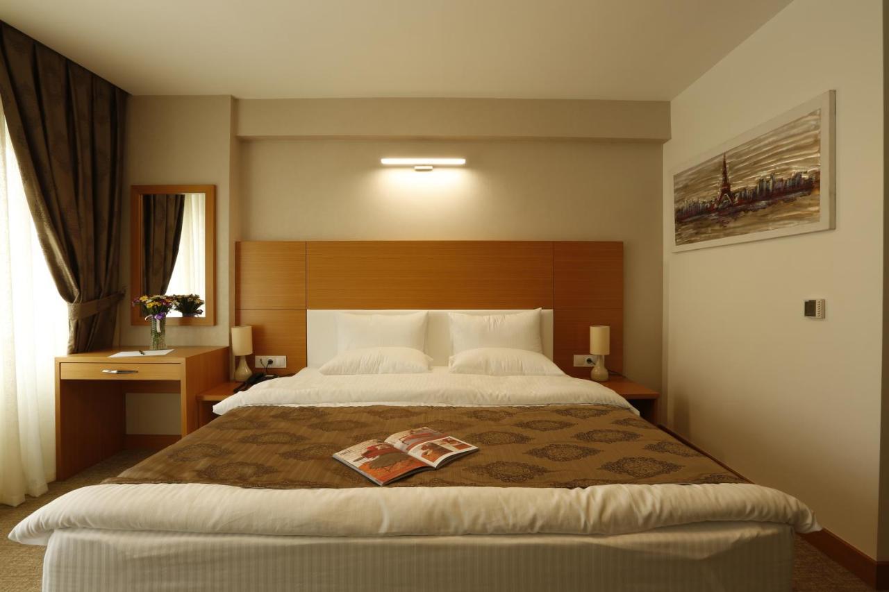 Mien W Suites Istanbul Exterior photo